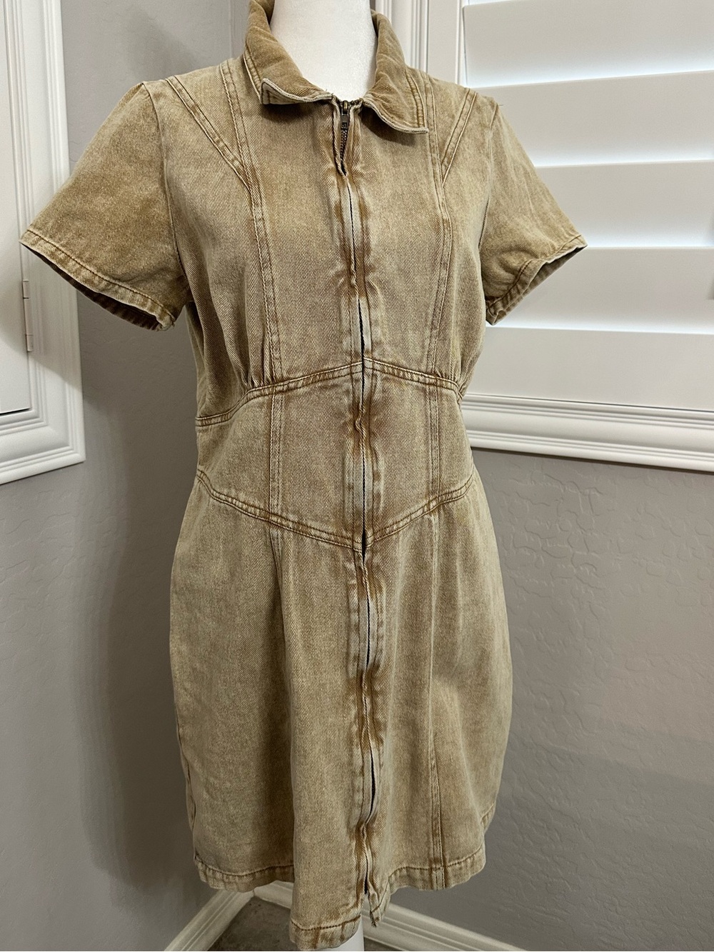 Le Lis Washed Tan Denim Dress with Front Zip